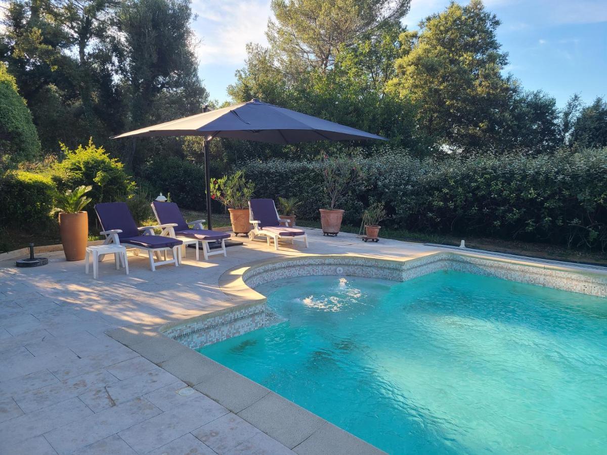 Villa Mycenes Gareoult ภายนอก รูปภาพ