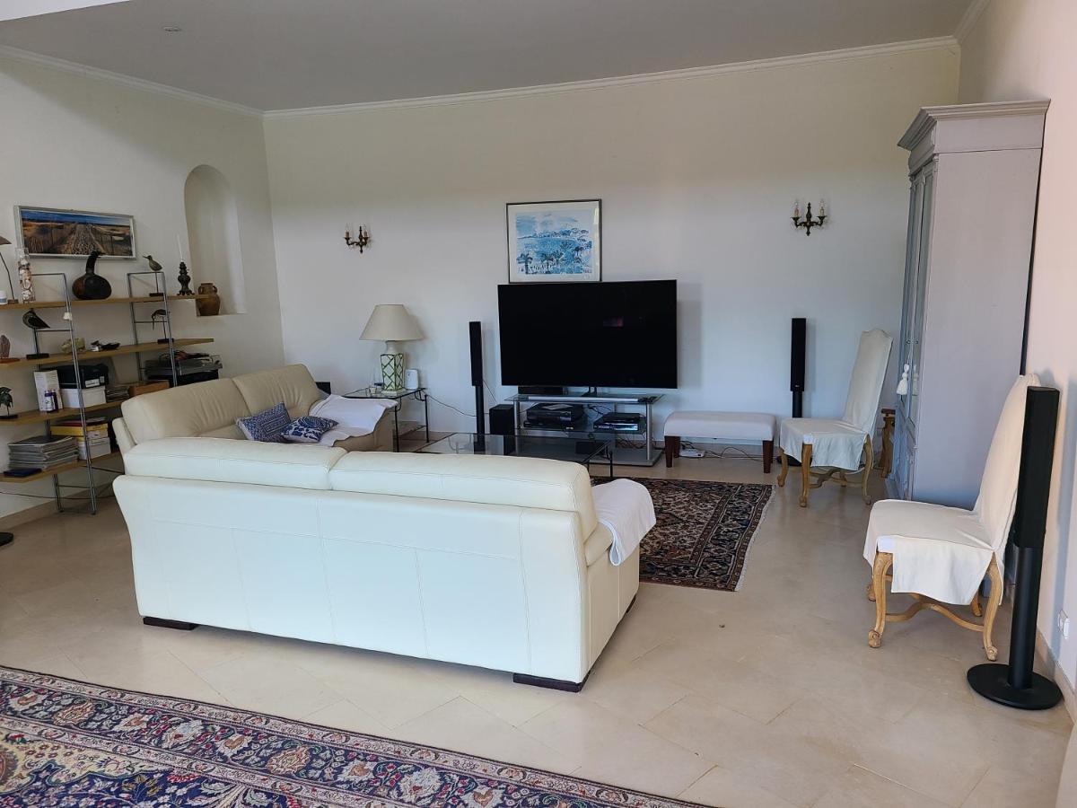 Villa Mycenes Gareoult ภายนอก รูปภาพ