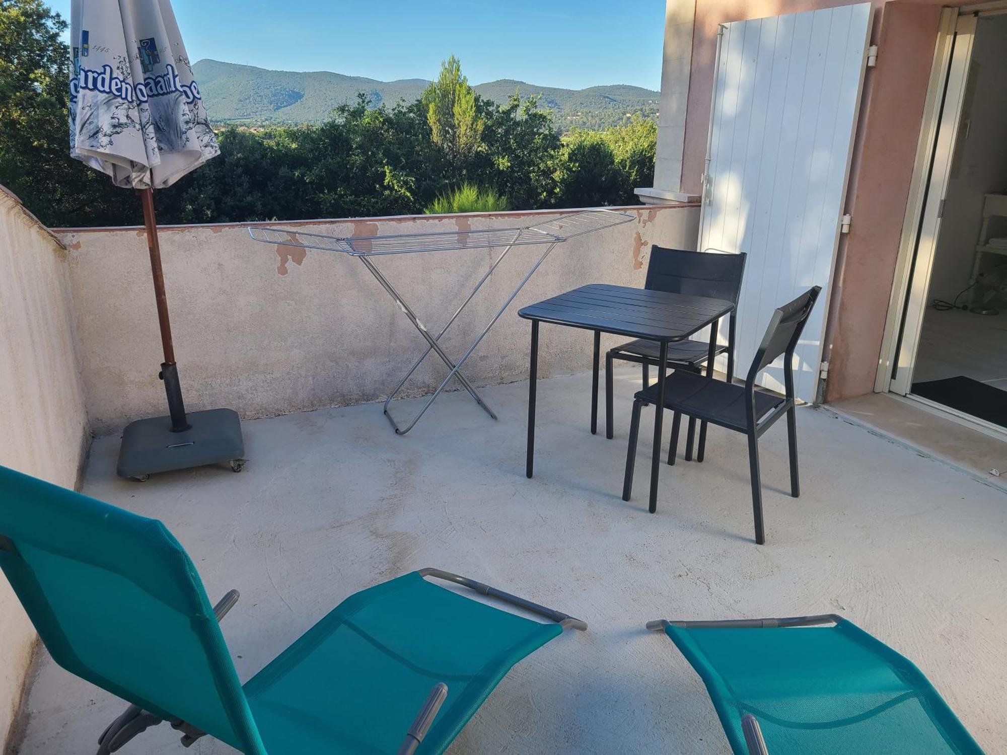 Villa Mycenes Gareoult ภายนอก รูปภาพ